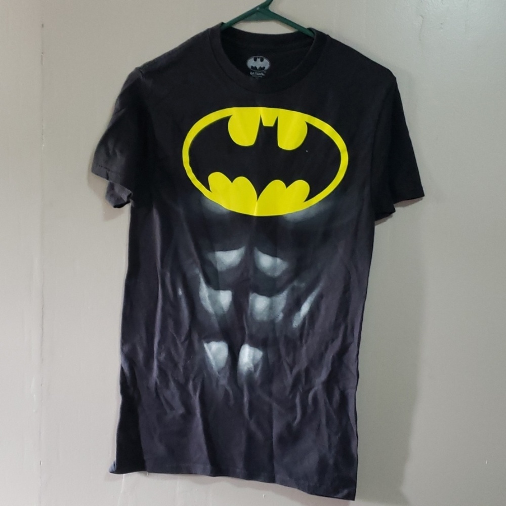 Batman Black Tshirt Small EUC